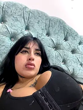 Snapshot of Girl_milk7 chatting on 09/27/25, 05:57 Girl milk7 online show from 09/27/25, 05:57