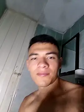 Snapshot of andresiito203 chatting on 02/28/25, 06:10 andresiito203 online show from 02/28/25, 06:10