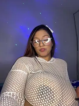 Snapshot of ALEXANDRA95 chatting on 03/06/25, 07:25 ALEXANDRA95 online show from 03/06/25, 07:25