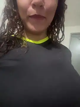 Snapshot of ALEXANDRA95 chatting on 02/15/25, 12:48 ALEXANDRA95 online show from 02/15/25, 12:48