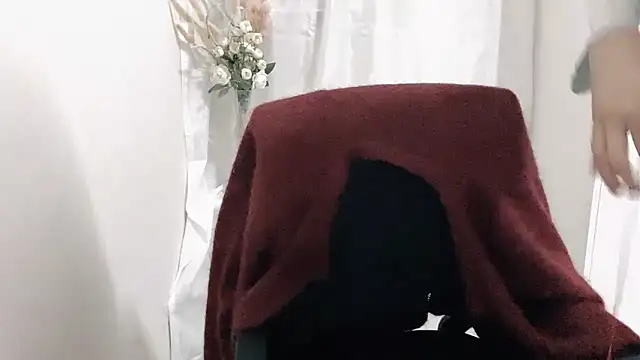 Snapshot of Chu1314 chatting on 02/08/25, 04:46 Chu1314 online show from 02/08/25, 04:46