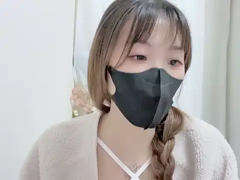 Snapshot of Chu1314 chatting on 03/08/25, 03:45 Chu1314 online show from 03/08/25, 03:45