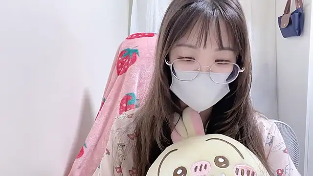 Chu1314 online show from 12/19/25, 03:25