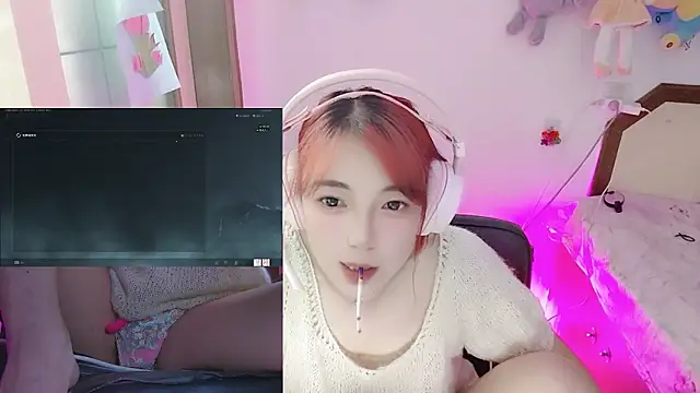 Snapshot of Song_99 chatting on 06/19/26, 04:24 Song 99 online show from 06/19/26, 04:24