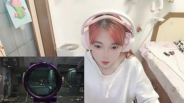 Snapshot of Song_99 chatting on 06/03/26, 02:33 Song 99 online show from 06/03/26, 02:33