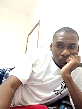 babyboy tee online show from 09/28/25, 10:39