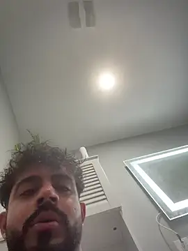 Snapshot of lovehairymen1234 chatting on 10/28/25, 03:11 lovehairymen1234 online show from 10/28/25, 03:11