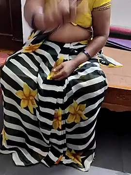 Snapshot of laxmitelugu78 chatting on 01/30/25, 04:45 laxmitelugu78 online show from 01/30/25, 04:45