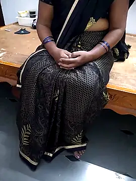 Snapshot of laxmitelugu78 chatting on 01/24/25, 01:25 laxmitelugu78 online show from 01/24/25, 01:25