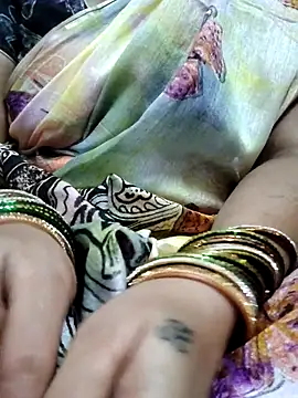 Snapshot of laxmitelugu78 chatting on 03/11/25, 04:41 laxmitelugu78 online show from 03/11/25, 04:41