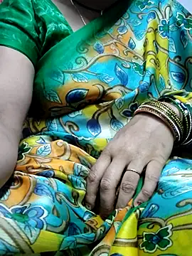 Snapshot of laxmitelugu78 chatting on 03/08/25, 03:06 laxmitelugu78 online show from 03/08/25, 03:06