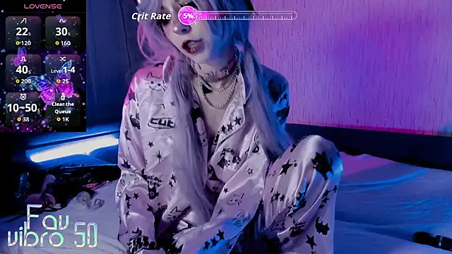 Snapshot of HardcoreHentai chatting on 10/17/25, 10:44 HardcoreHentai online show from 10/17/25, 10:44