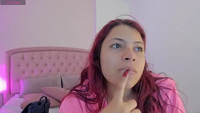 Kendall  Fox online show from 02/05/26, 06:09