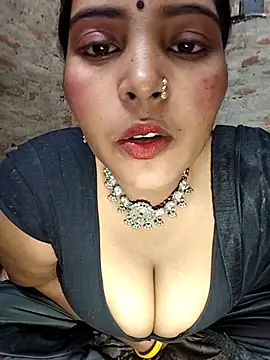 Simrandeshipp online show from 12/23/25, 05:29