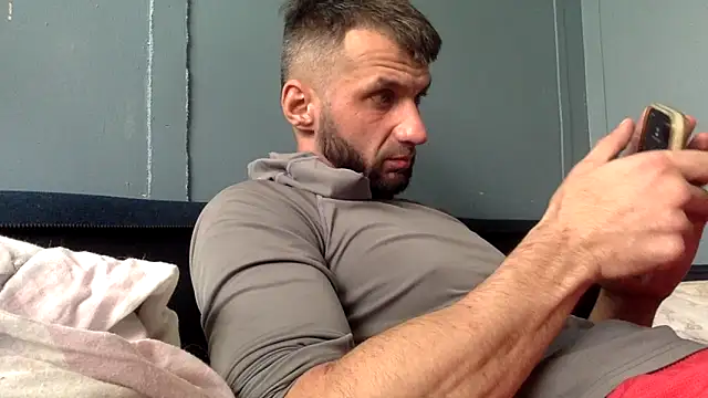 sexyhotstud12 online show from 12/17/25, 03:39