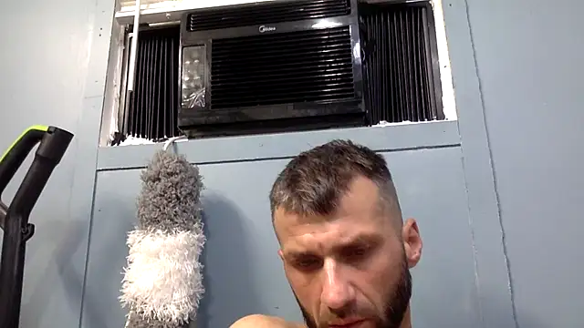 sexyhotstud12 online show from 12/18/25, 03:44