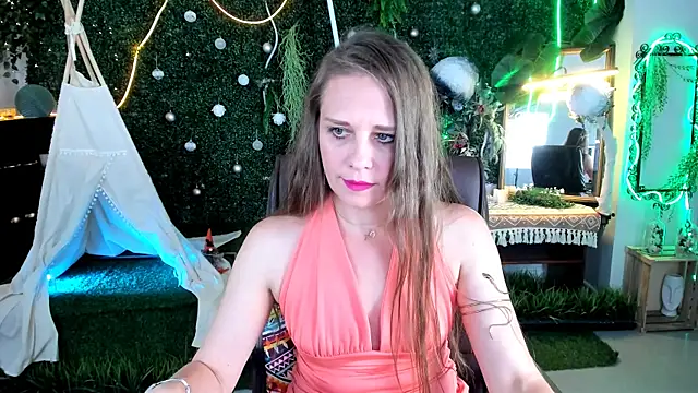 Snapshot of EmiliaBedy chatting on 06/25/26, 09:36 EmiliaBedy online show from 06/25/26, 09:36