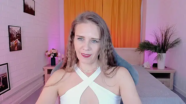 EmiliaBedy online show from 10/07/25, 09:10