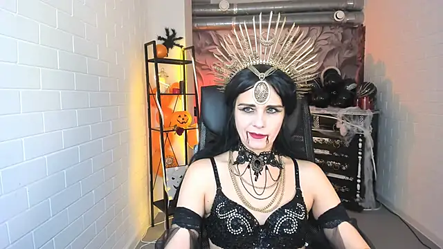 EmiliaBedy online show from 10/31/25, 09:06