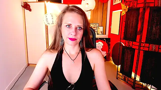 EmiliaBedy online show from 06/10/26, 09:10