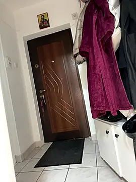 bunnythetailor online show from 12/18/25, 04:55