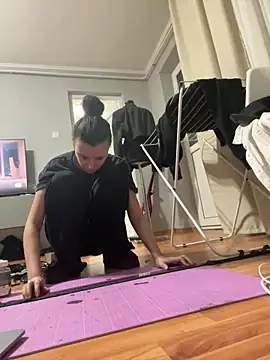 bunnythetailor online show from 02/11/26, 08:09