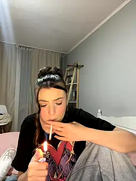 bunnythetailor online show from 11/12/25, 10:24