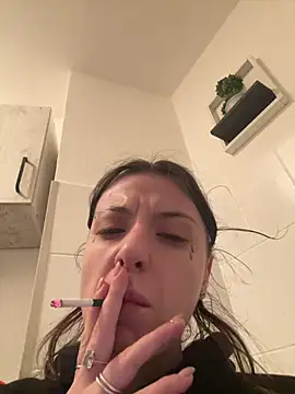 bunnythetailor online show from 02/16/25, 11:39