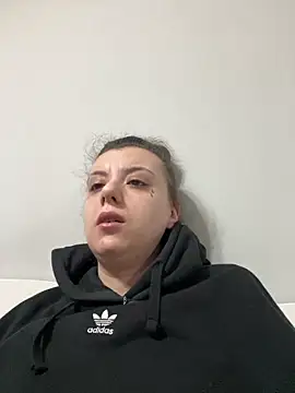 bunnythetailor online show from 02/16/26, 11:24