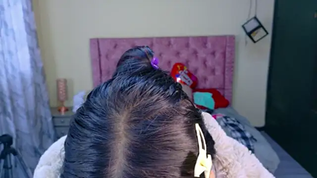 Sofii cutee online show from 02/18/26, 12:23