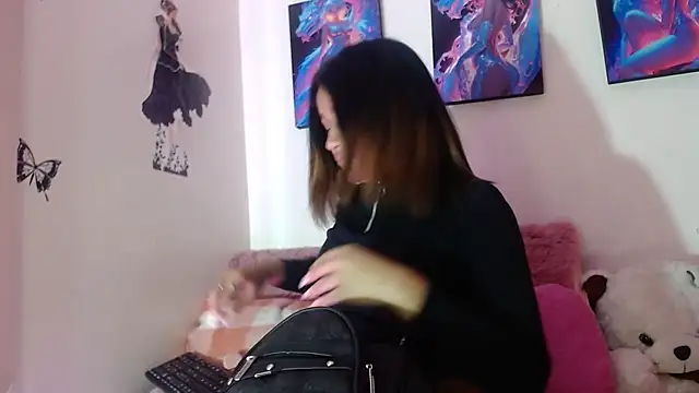 Jenner Macpherson online show from 02/22/25, 12:51