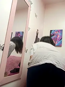 Jenner Macpherson online show from 03/20/25, 12:54