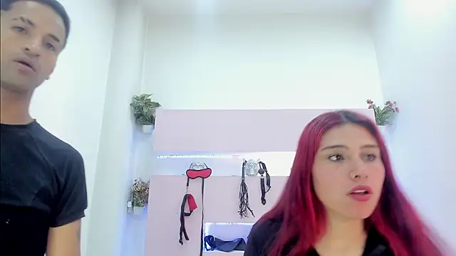 Snapshot of Nikki_and_Mayk chatting on 02/11/26, 02:33 Nikki and Mayk online show from 02/11/26, 02:33