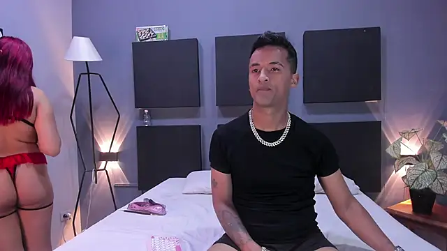 Nikki and Mayk online show from 11/16/25, 02:49