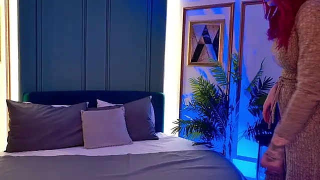 AylaPearl online show from 12/01/25, 07:09