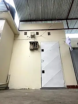 Snapshot of Boneca25 chatting on 10/27/25, 12:17 Boneca25 online show from 10/27/25, 12:17