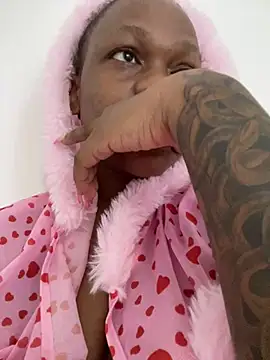 Boneca25 online show from 02/16/26, 09:41