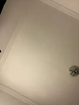 Snapshot of Boneca25 chatting on 12/04/25, 04:55 Boneca25 online show from 12/04/25, 04:55