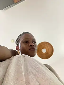 Boneca25 online show from 03/25/26, 07:46