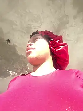 Boneca25 online show from 05/31/26, 07:25