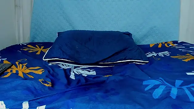 LaelVira 2 online show from 03/14/25, 07:48