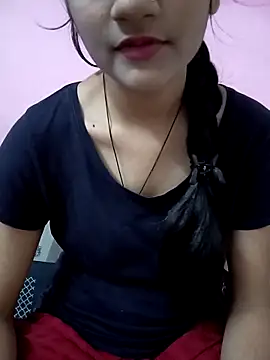 Snapshot of Tanu-00 chatting on 10/02/25, 01:47 Tanu-00 online show from 10/02/25, 01:47