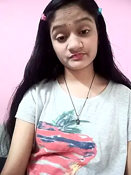 Snapshot of Tanu-00 chatting on 10/08/25, 04:19 Tanu-00 online show from 10/08/25, 04:19