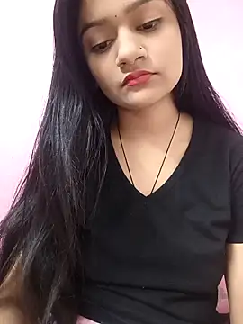 Snapshot of Tanu-00 chatting on 11/15/25, 02:21 Tanu-00 online show from 11/15/25, 02:21