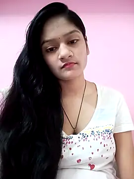 Snapshot of Tanu-00 chatting on 10/12/25, 03:57 Tanu-00 online show from 10/12/25, 03:57