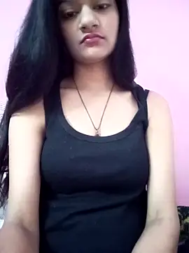 Snapshot of Tanu-00 chatting on 10/19/25, 03:31 Tanu-00 online show from 10/19/25, 03:31