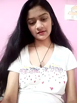 Snapshot of Tanu-00 chatting on 10/05/25, 05:20 Tanu-00 online show from 10/05/25, 05:20