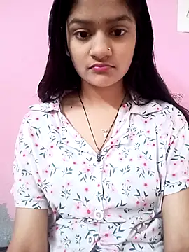 Snapshot of Tanu-00 chatting on 11/03/25, 05:23 Tanu-00 online show from 11/03/25, 05:23