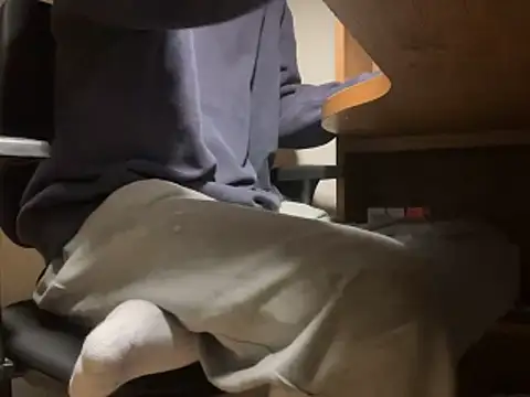 Snapshot of Phil_6677 chatting on 03/07/26, 02:55 Phil 6677 online show from 03/07/26, 02:55