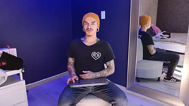 kaletattoo online show from 11/30/25, 11:55